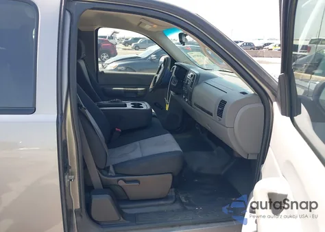 2008 Chevrolet Silverado 1500 Work Truck z USA, uszkodzony, nr VIN 2GCEC19C181243297